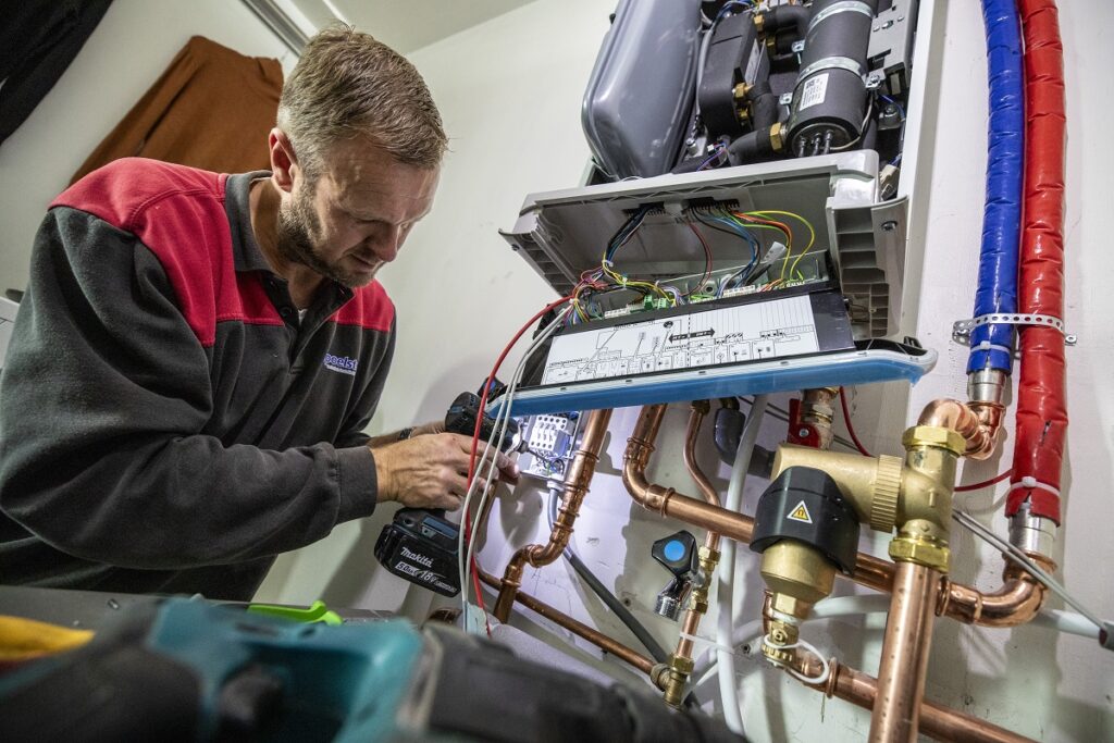 Amsterdam switcht naar hybride warmtepomp